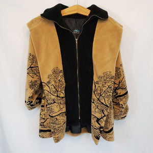 Denali plush coat size S woodland scene